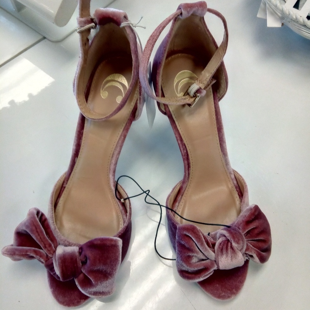 Rose Pink Velvet Heels Open Toe Ankle Clasp